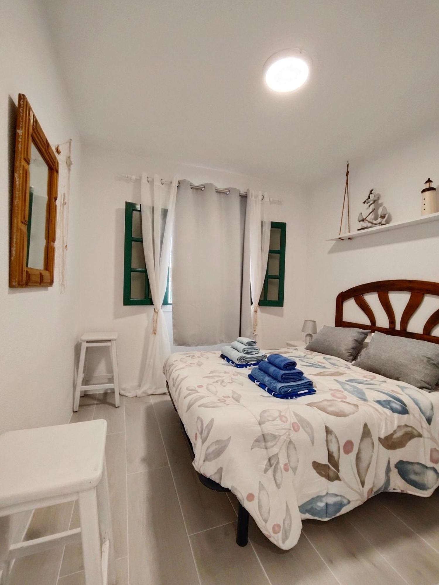 Louise 1 Minuto A Pie Del Mar Apartment Tias Exterior photo
